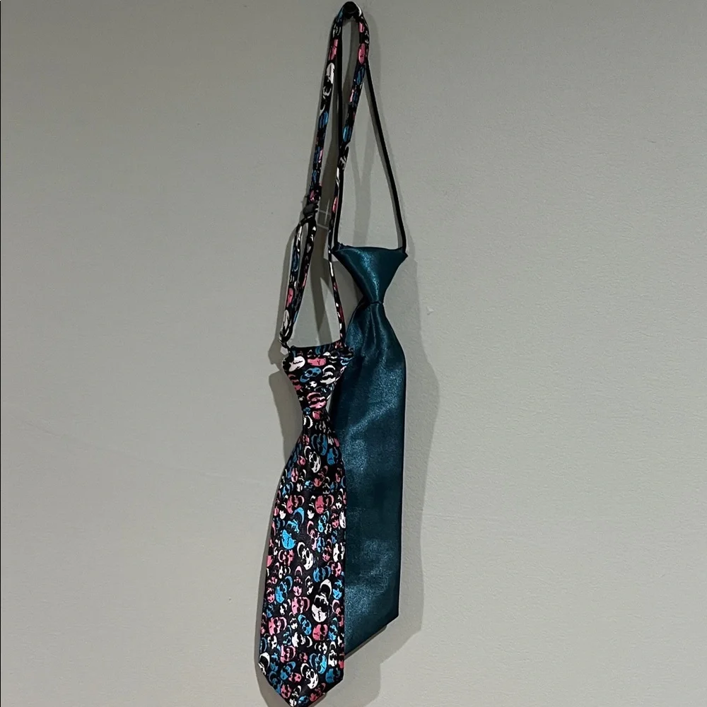6/$25Stylish Teal and Multicolor Dogs ties Bag NWOT